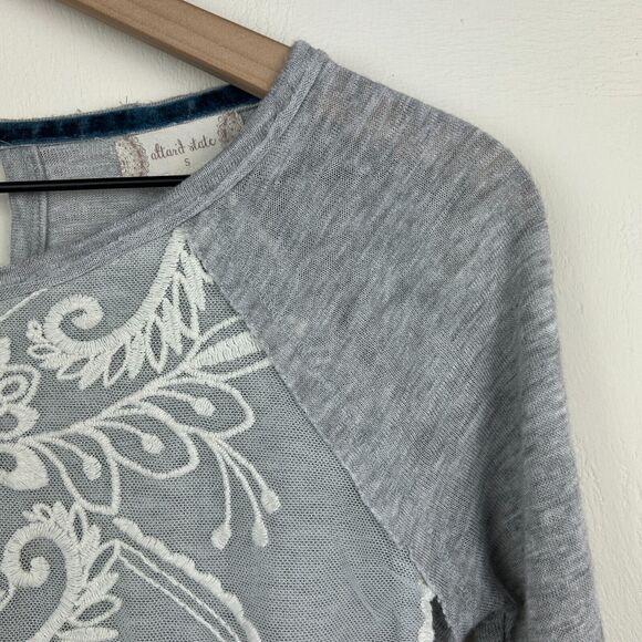 Altar'd State Top Womens Small Gray Ivory Mesh Embroidery Ruffle Boho Ladies - Picture 5 of 12